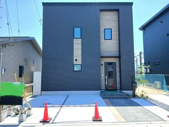 中巨摩郡昭和町 河東中島 ⑥（常永駅） 2階建 ３ＬＤＫ